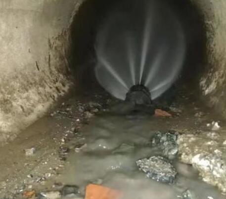 苏尼特右市政管道清淤